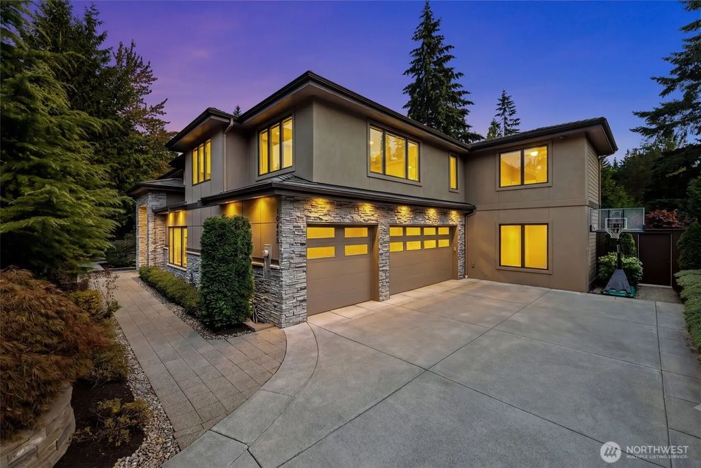 10425 Ne 15th Street, Bellevue