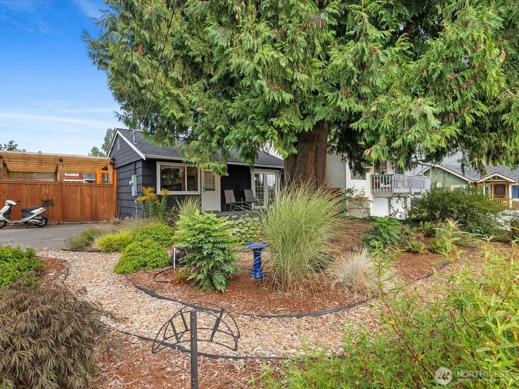 7559 19th Avenue Sw, Seattle