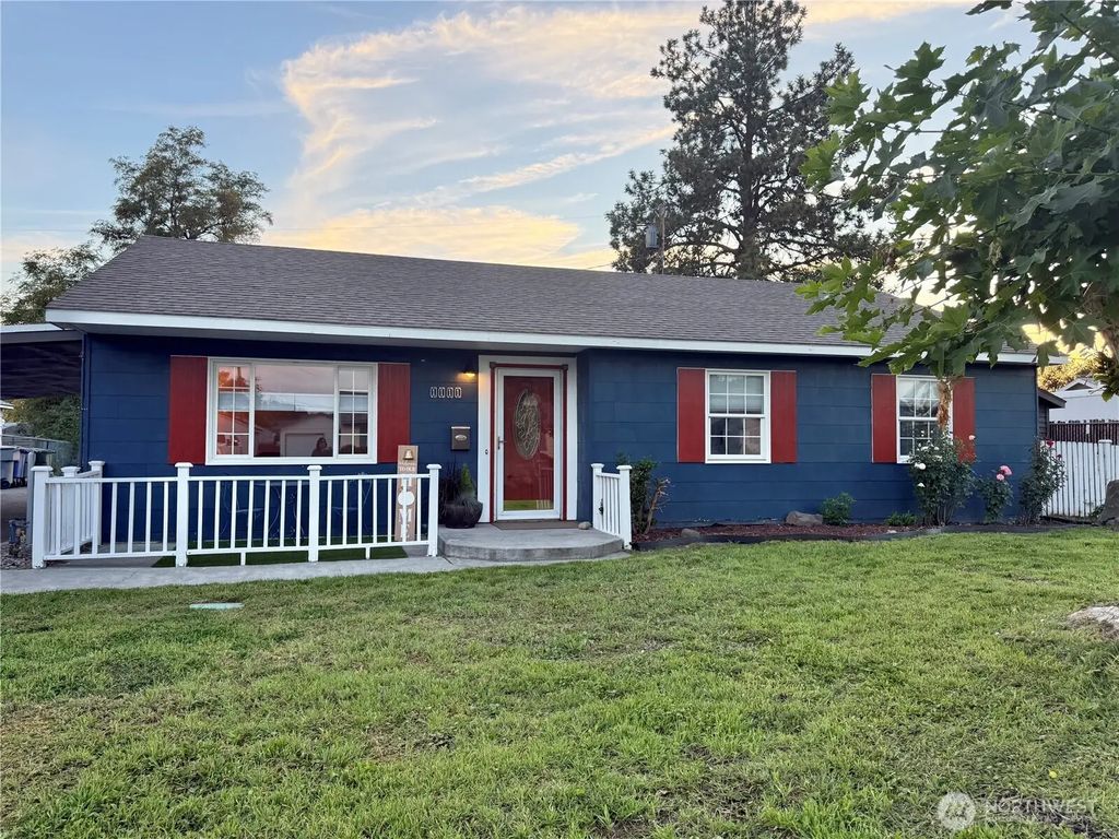1111 Cottonwood Drive, Richland