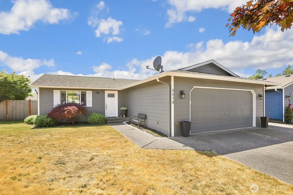 6618 98th Place Ne, Marysville