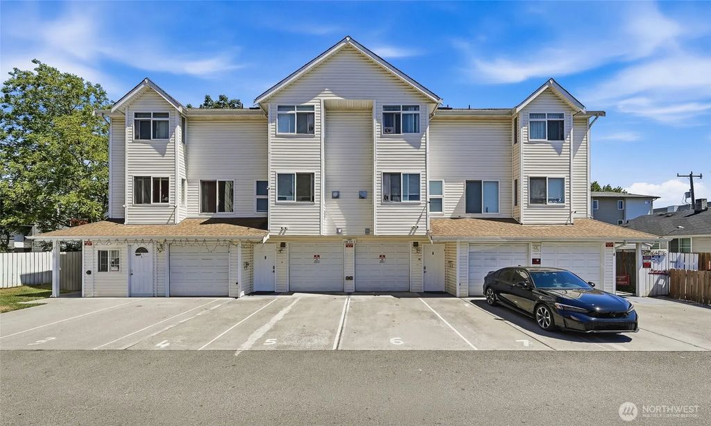 7009 42nd Avenue S 1, Seattle