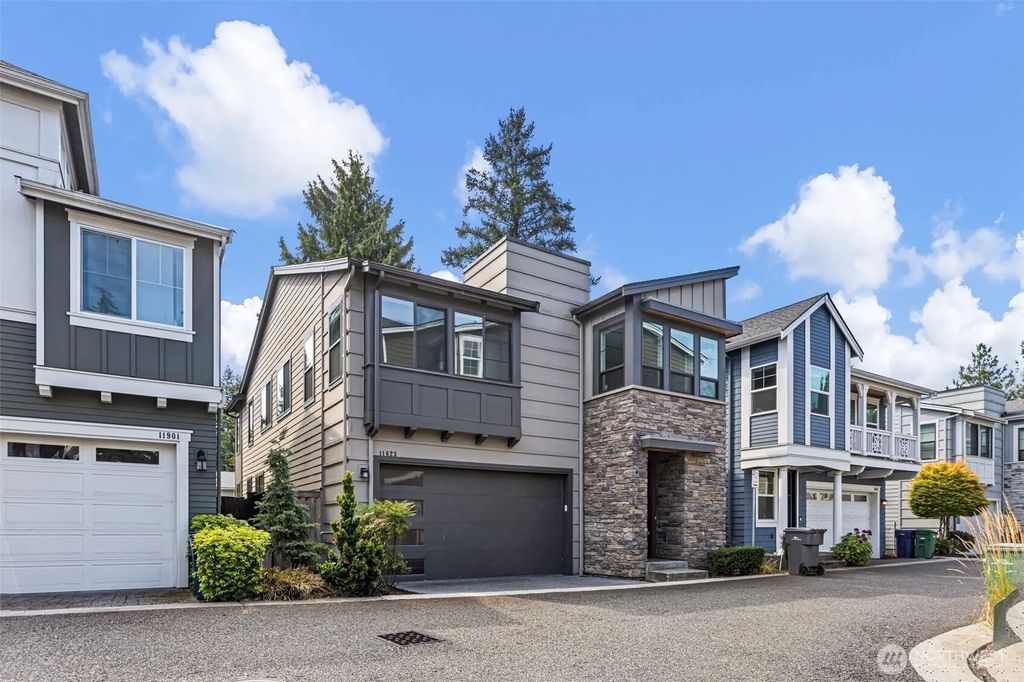 11823 Ne 70th Lane, Kirkland