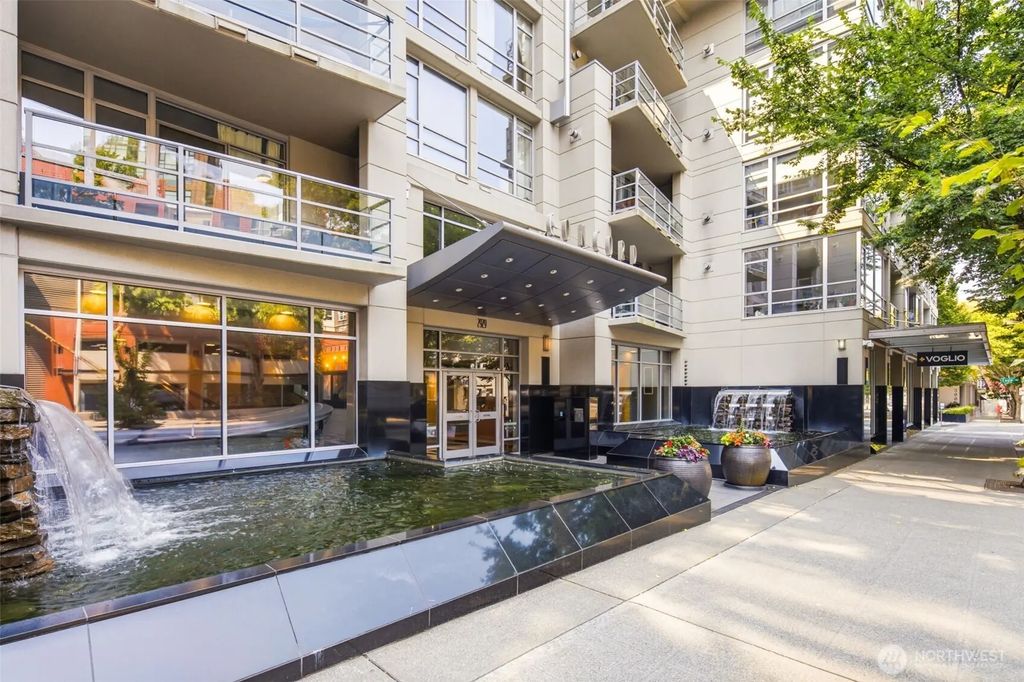 2929 1st Ave 418, Seattle