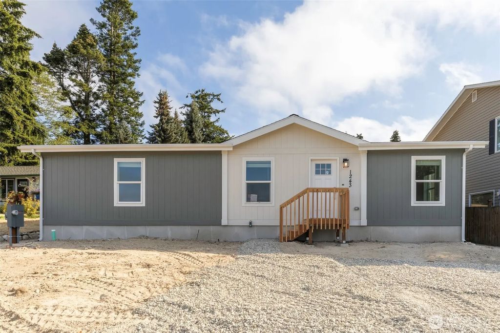1243 Admirals Drive, Coupeville
