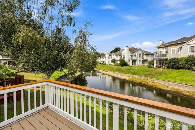 5508 S 236th Place 8-4, Kent