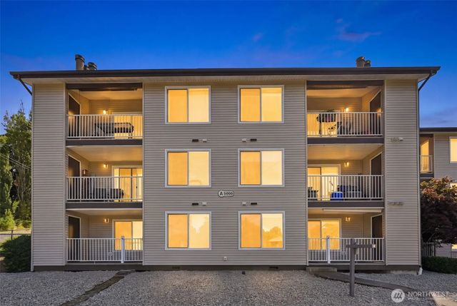 9000 25th Avenue Sw 102a, Seattle