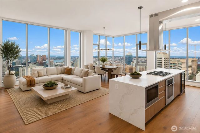 800 Columbia Street 3605, Seattle