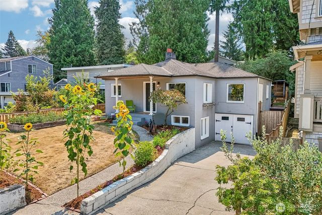 1025 Ne 103rd Street, Seattle