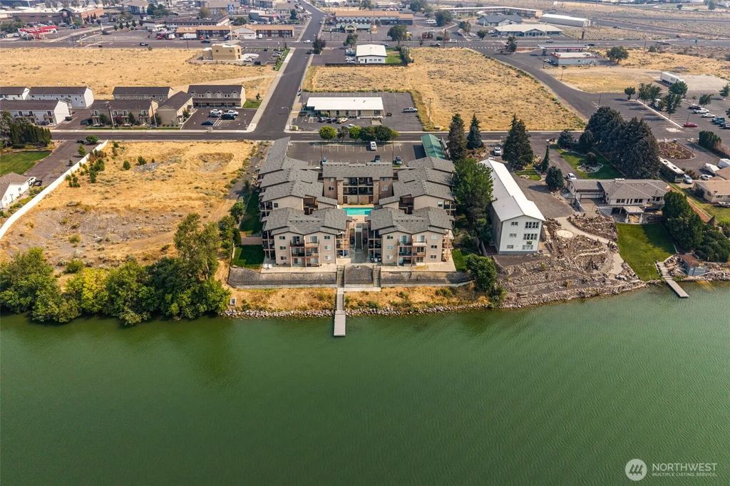 2900 W Marina Drive 202, Moses Lake