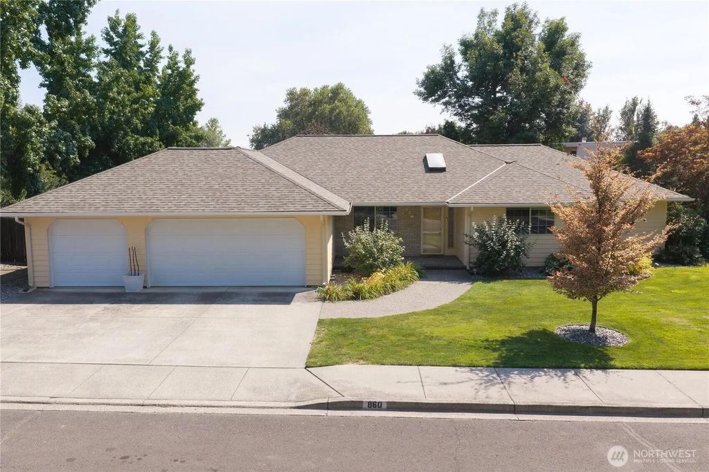860 Fern Court, Walla Walla