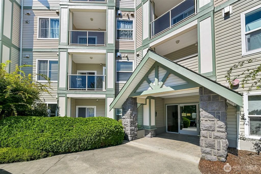 251 W Bakerview Road 101, Bellingham