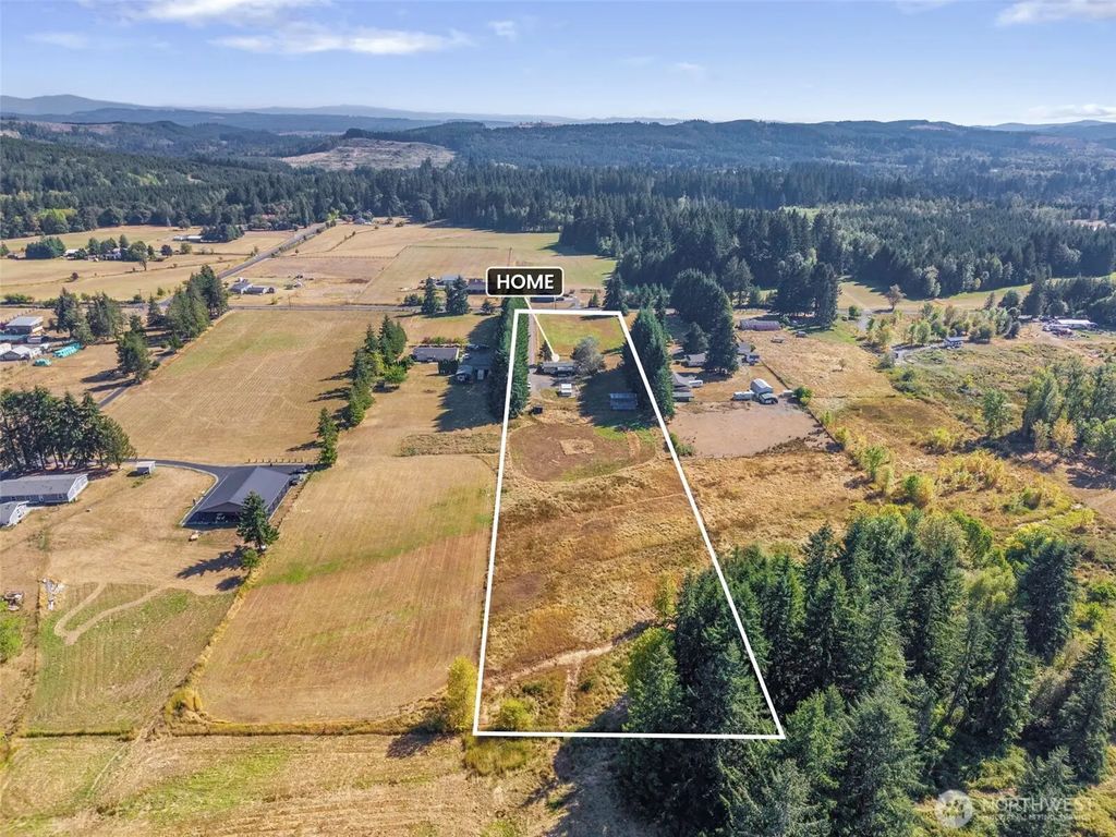 559 Toledo Salmon Creek Road, Toledo