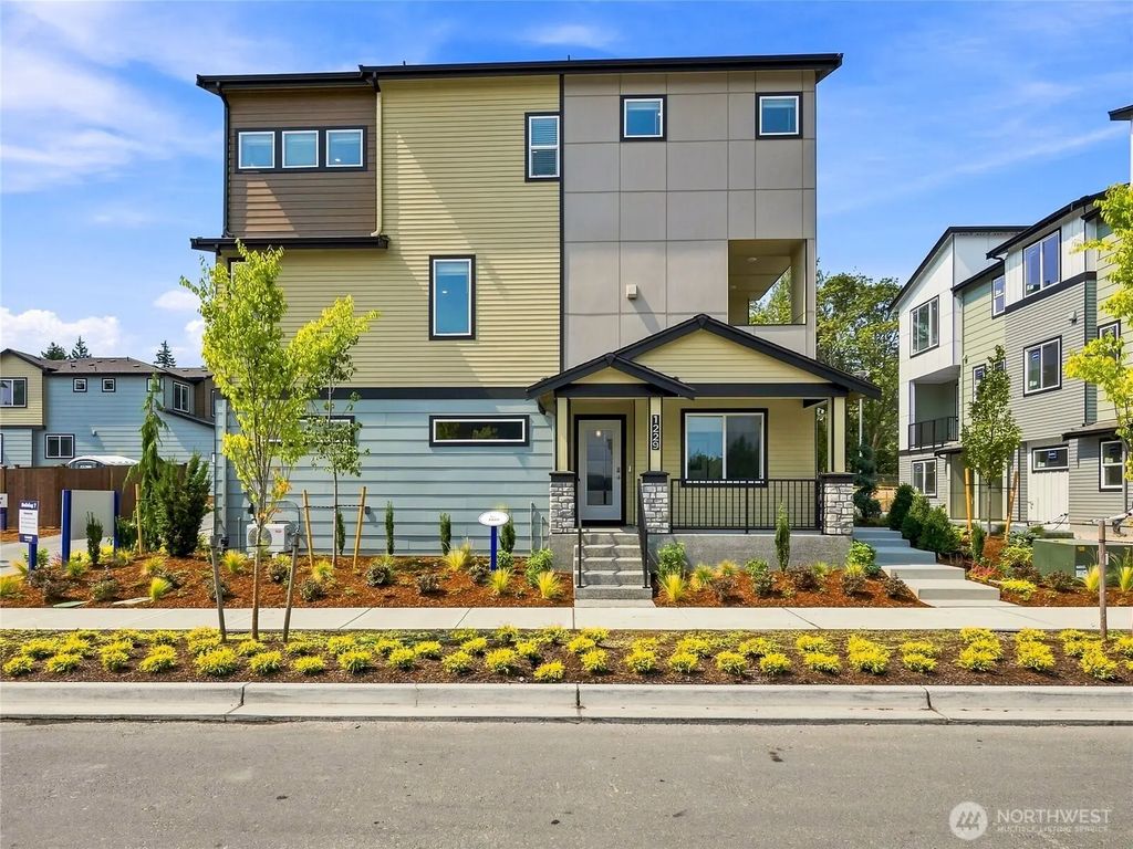 1217 Tacoma Court Ne 23, Renton