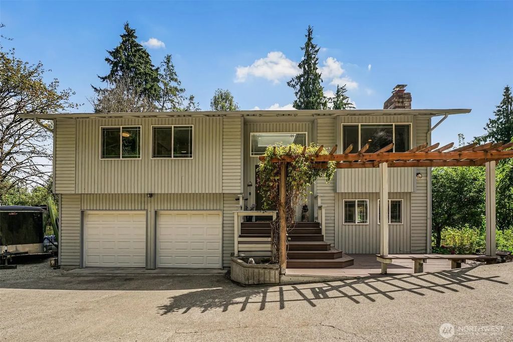 317 68th Avenue E, Tacoma