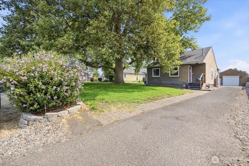 2421 Plaza Way, Walla Walla