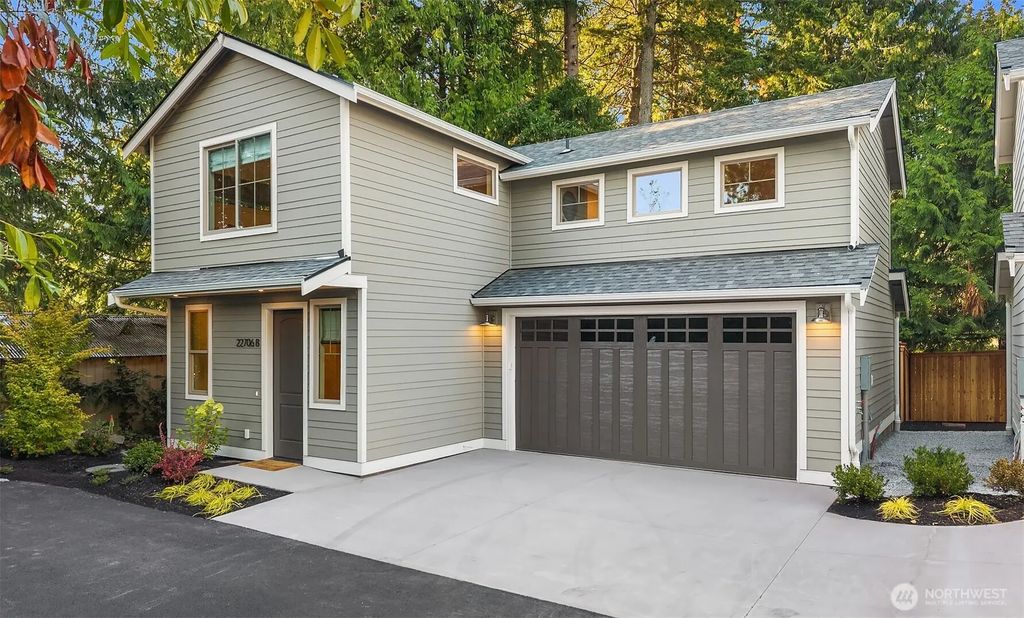 22706 92nd Avenue W B, Edmonds