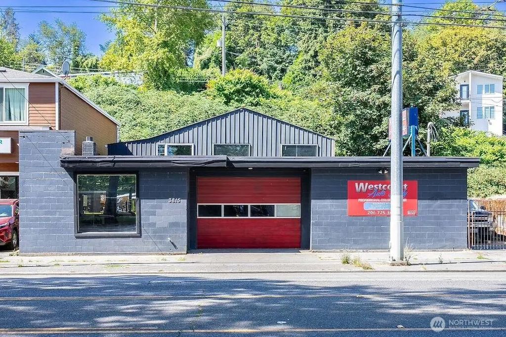 3815 Rainier Avenue S, Seattle