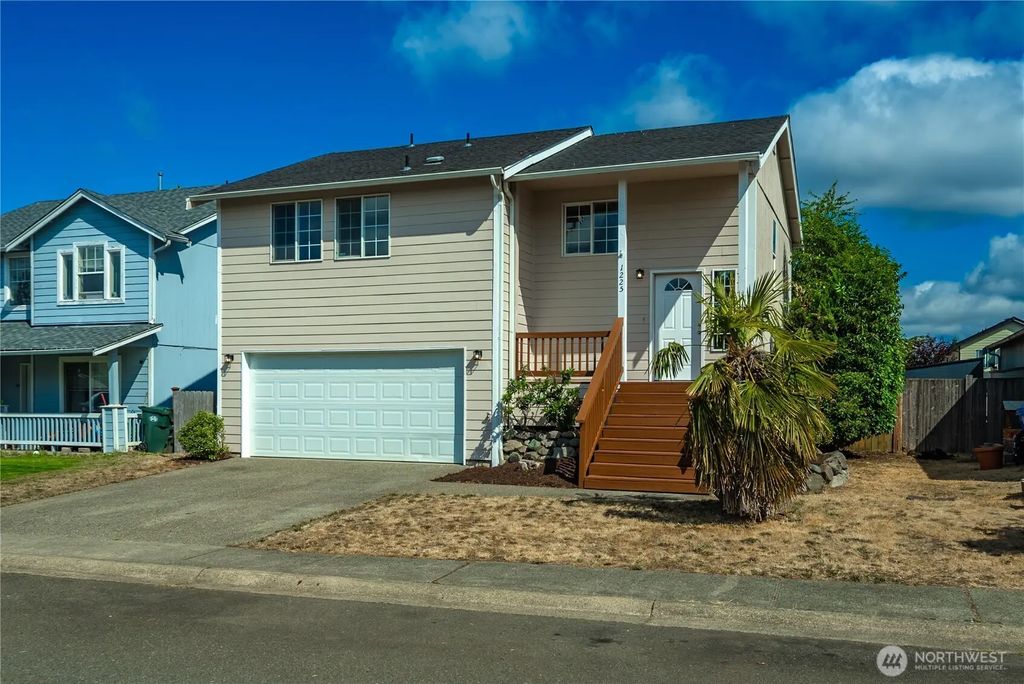 1225 202nd Street Ct E, Spanaway