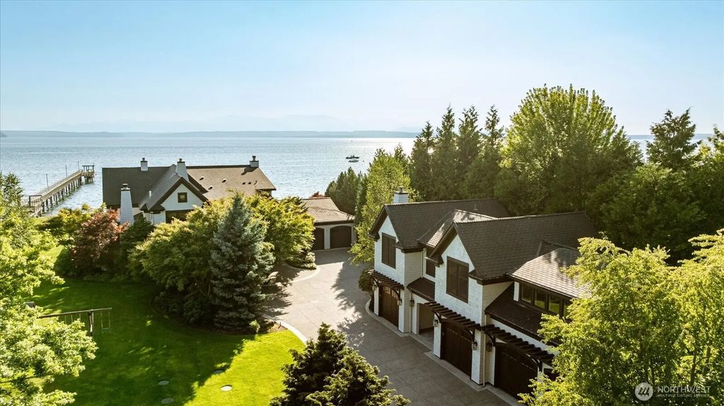 5844 Mutiny Bay Road, Freeland