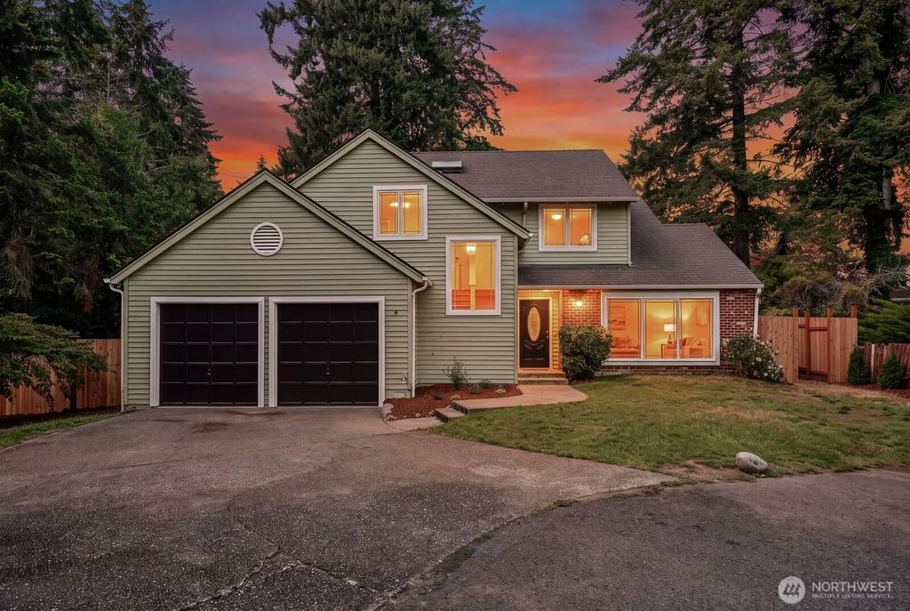 3943 S 271st Place, Kent