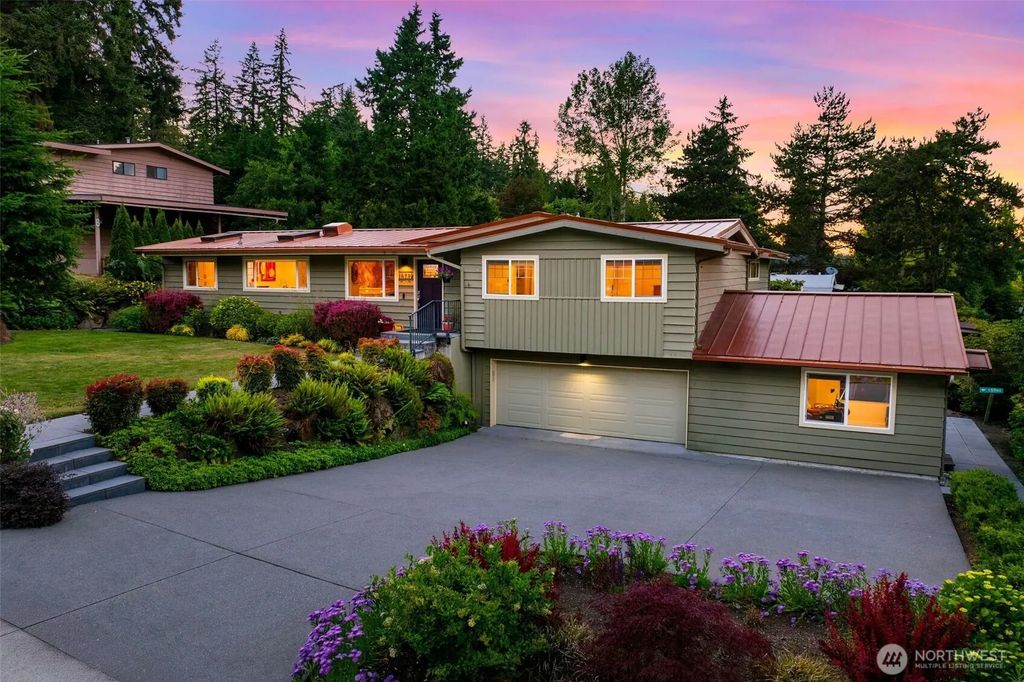 15734 Se 26th Street, Bellevue