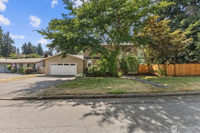 14215 110th Avenue Ne, Kirkland