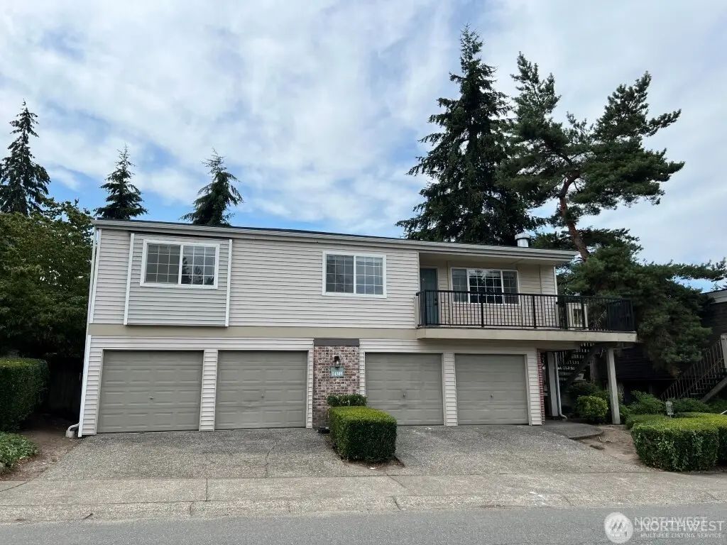 14309 Ne 7th Place 3, Bellevue