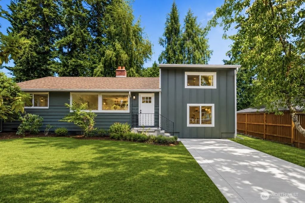 1638 N 190th Street, Shoreline
