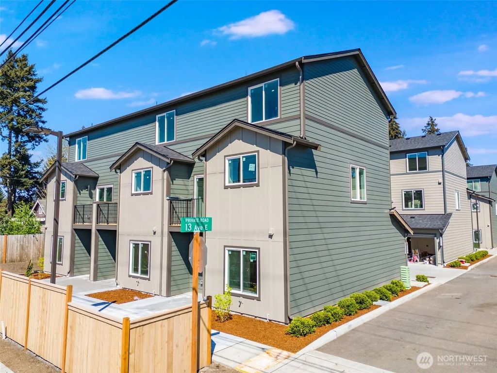 17514 13th Avenue E A, Spanaway