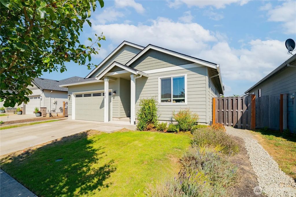 1707 Nw 27th Avenue, Battle Ground
