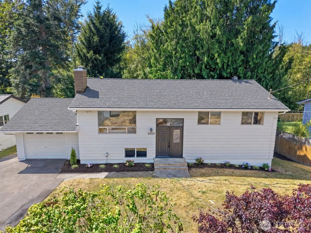 16032 22nd Avenue W, Lynnwood