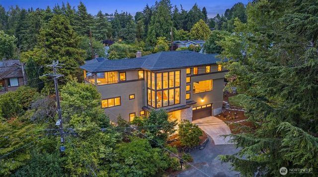 9528 28th Avenue Nw, Seattle