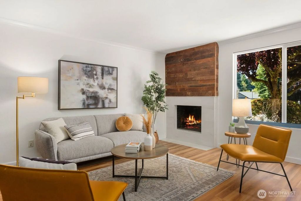 8305 Cirque Drive W 4, University Place
