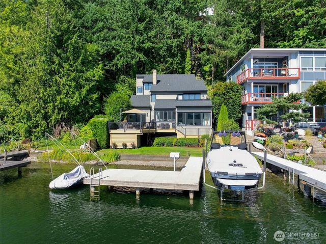 2002 W Lake Sammamish Parkway Ne, Redmond