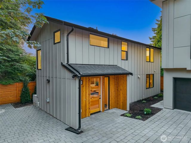 7531 31st Avenue Ne, Seattle