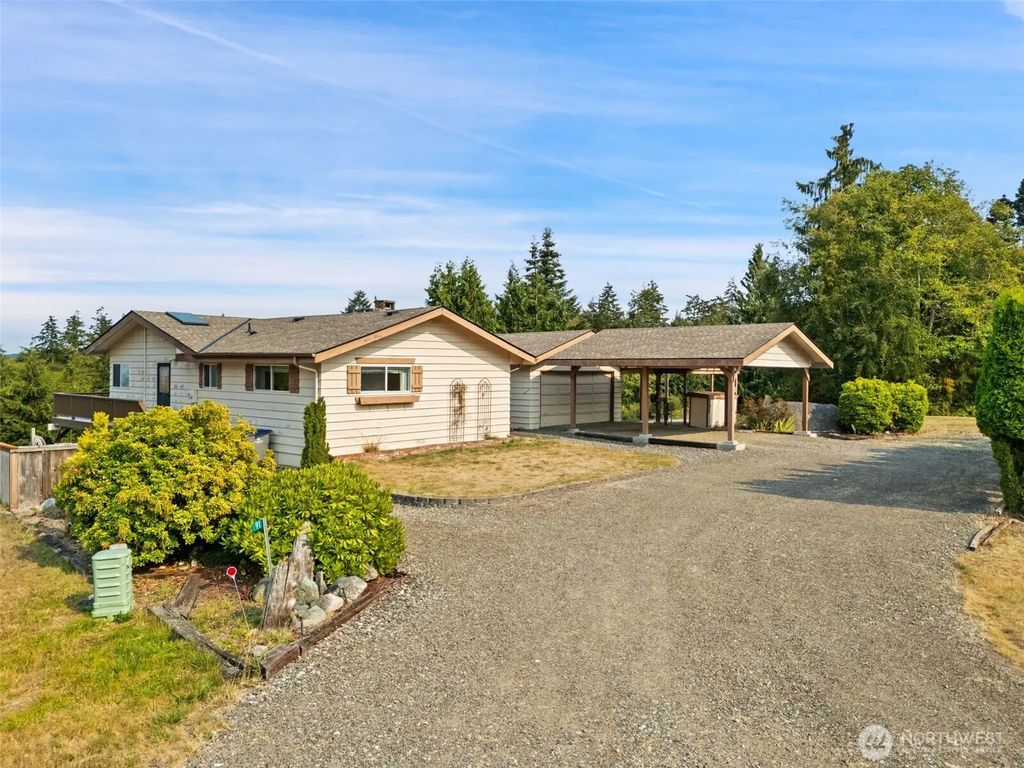 91 Huckleberry Circle, Sequim