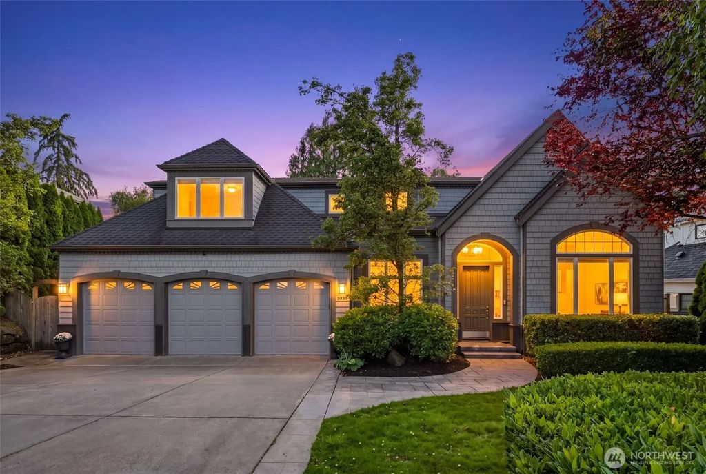 3039 92nd Place Ne, Clyde Hill