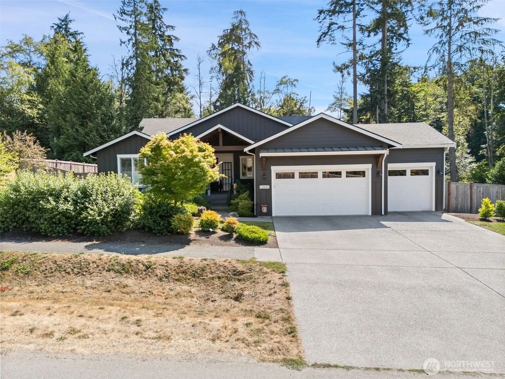 10849 Ne Apple Tree Point Lane, Kingston