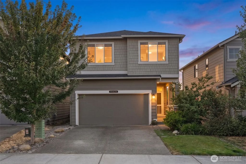 18434 110th Avenue E, Puyallup