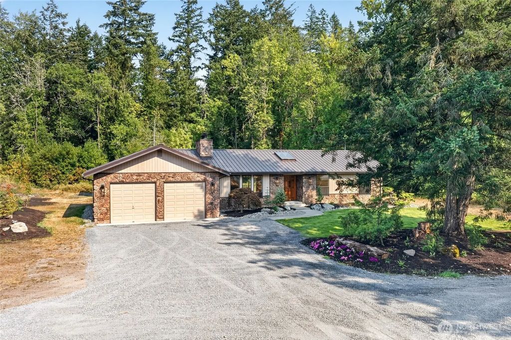 31419 Mountain Hwy E, Eatonville