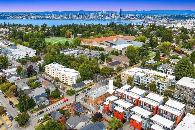 3211 California Avenue Sw, Seattle