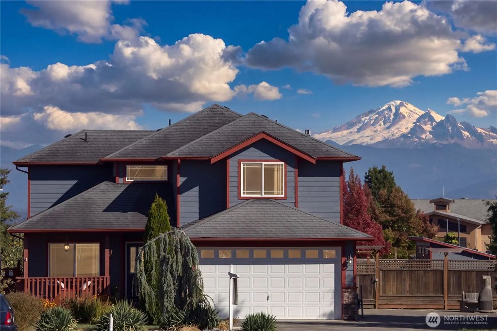 6204 Pacific Heights Drive, Ferndale