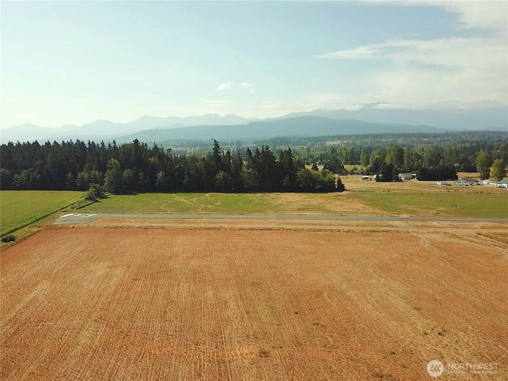 379 Dorothy Hunt Lane, Sequim