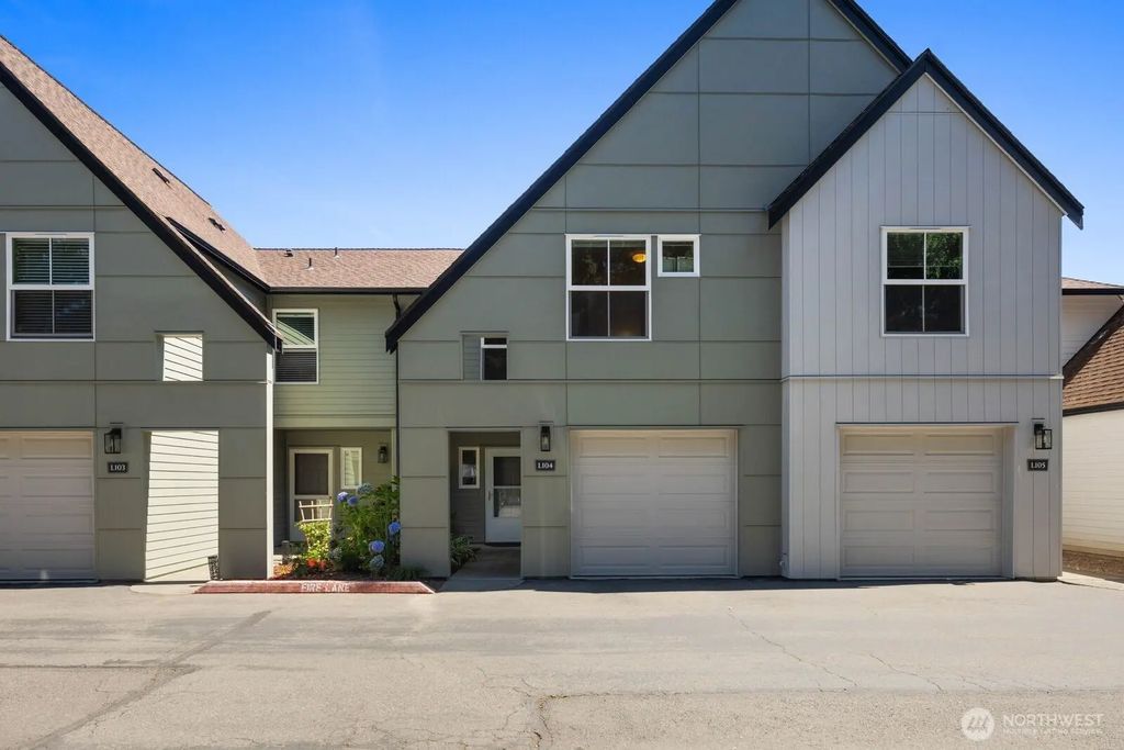 23824 66th Avenue S L104, Kent