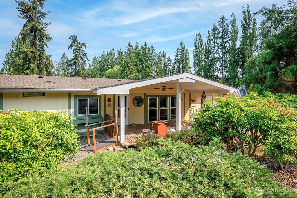 55 Hunt Road, Port Hadlock