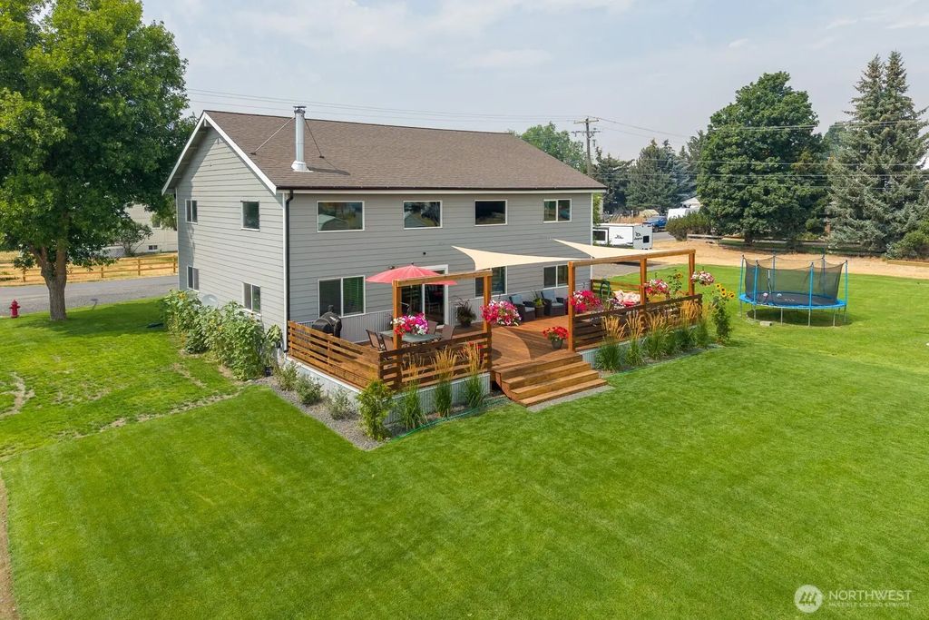 205 Ne Spokane Street, Wilbur