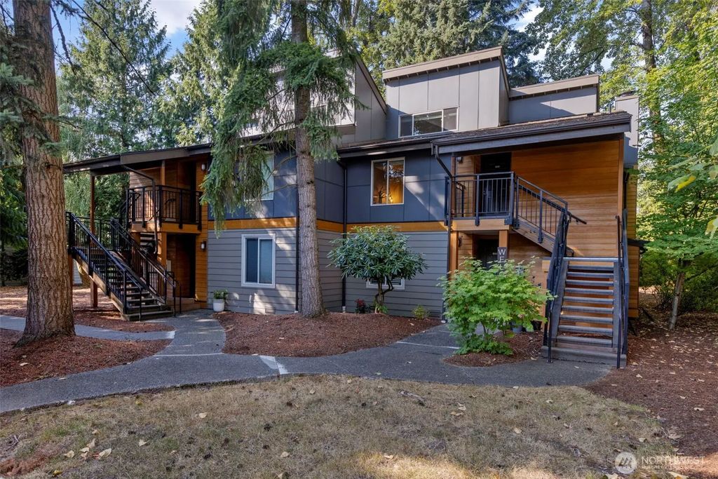 10842 Ne 148th Lane A4, Bothell