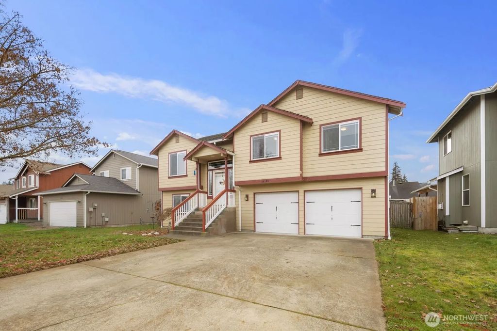 16189 Birkland Street Se, Yelm