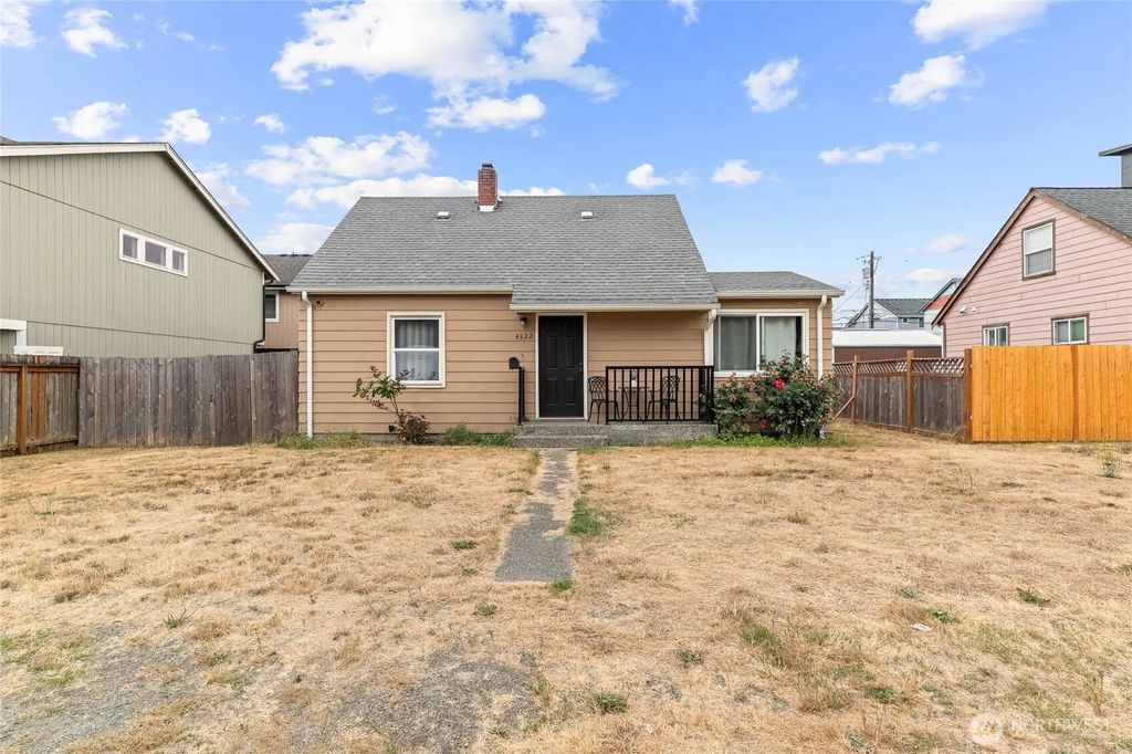 4322 S Lawrence Street, Tacoma