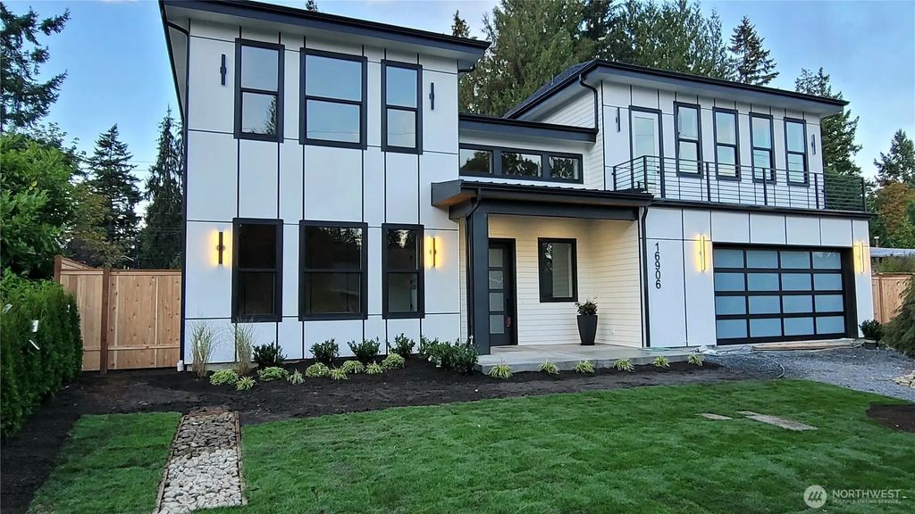 16906 Ne 14th Street, Bellevue